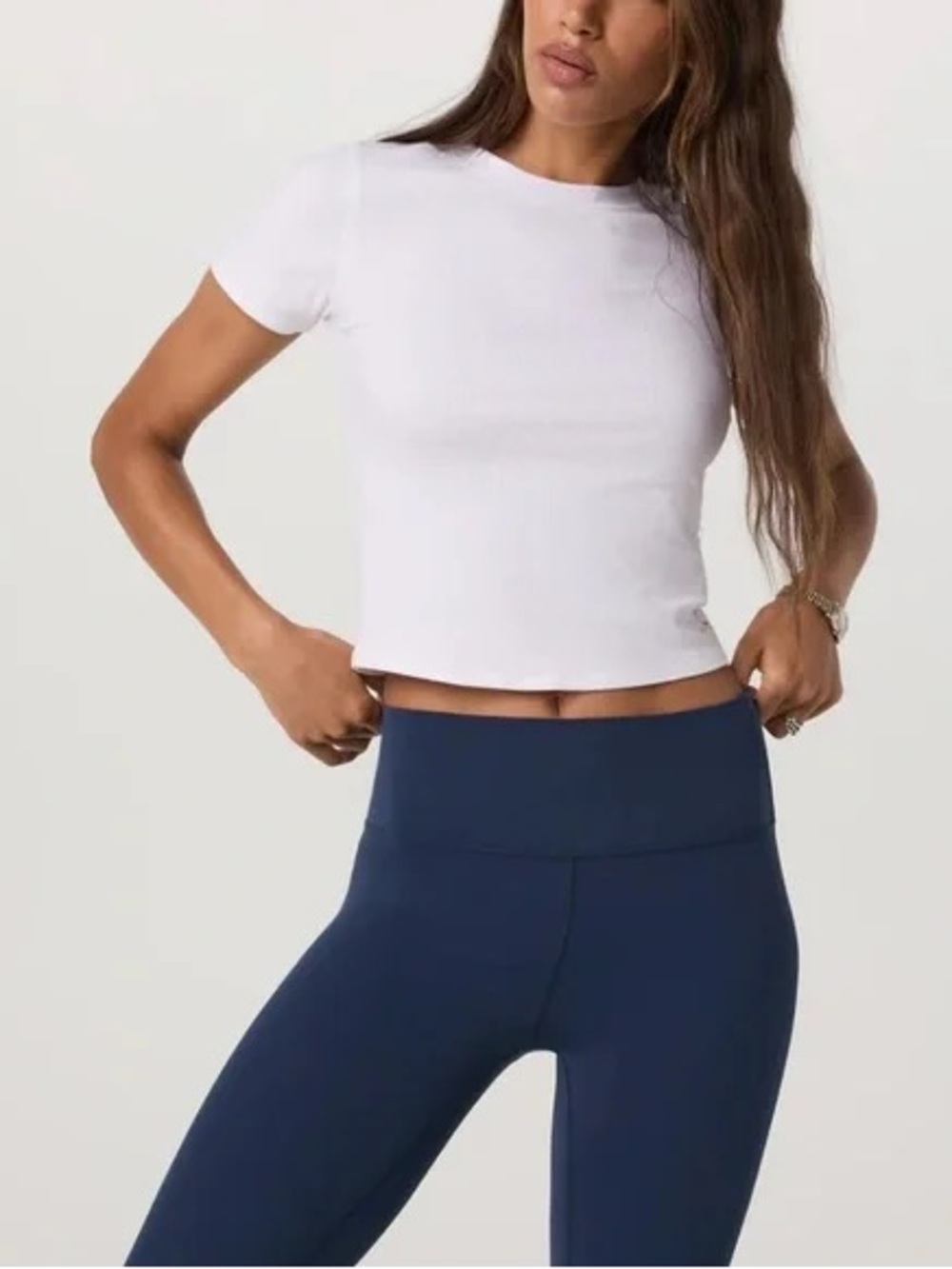 Vuori Pose Fitted Tee in White